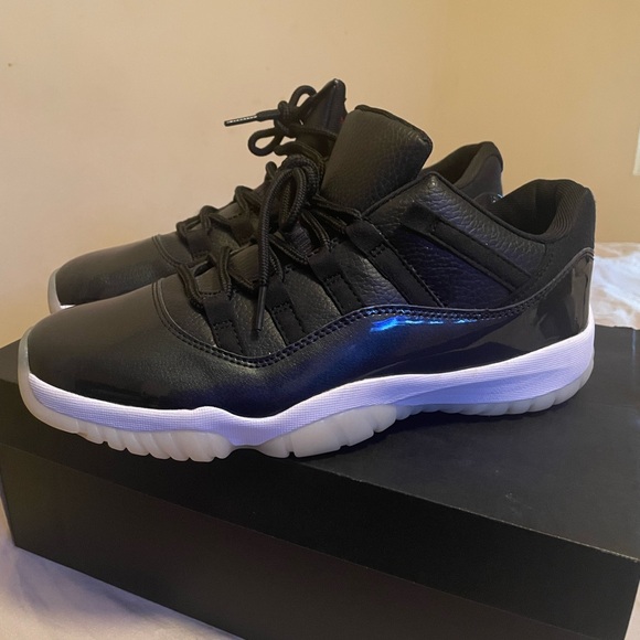 Jordan 11 low - Picture 10 of 11
